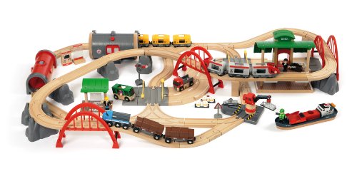 trains en bois brio