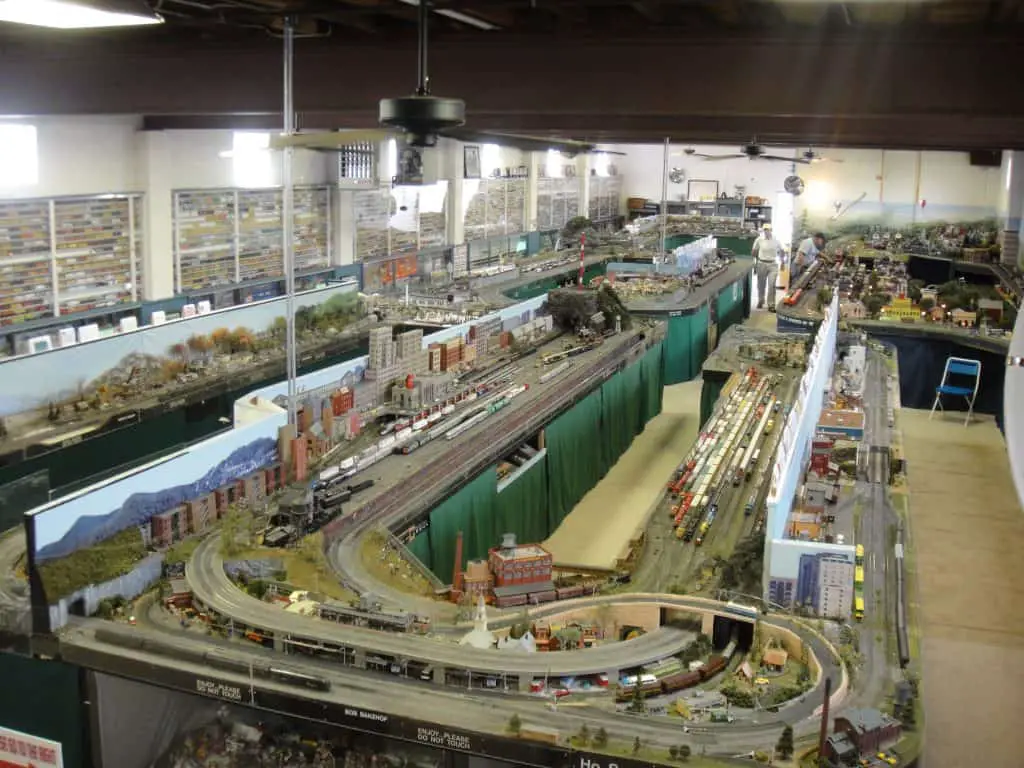 model railway working layouts