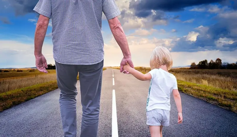 father-3764164_1280
